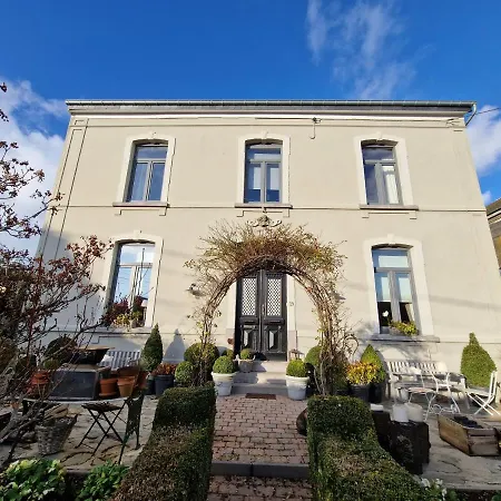 Maison Les Anges Couette-café 3*